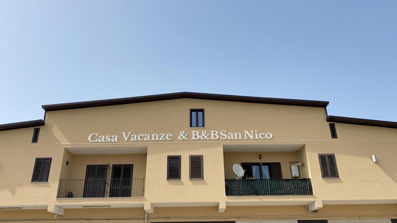 Casa Vacanze E Fitta Camere San Nico Корильяно-Калабро Экстерьер фото